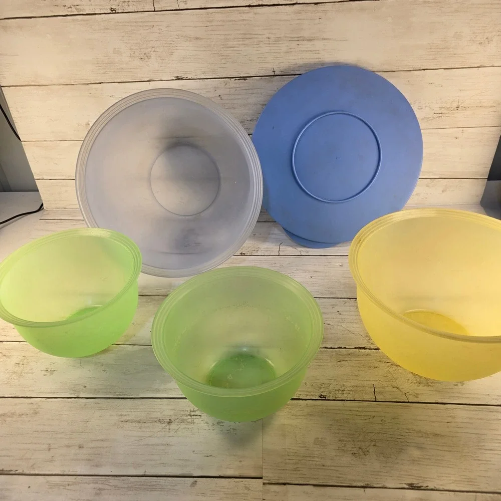 Tupperware Impressions Mixing Bowl Set Multi Color 4 Piece 33095B